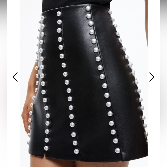 Alice + Olivia Black LECIA EMBELLISHED VEGAN LEATHER MINI SKIRT. Size 12 NWT